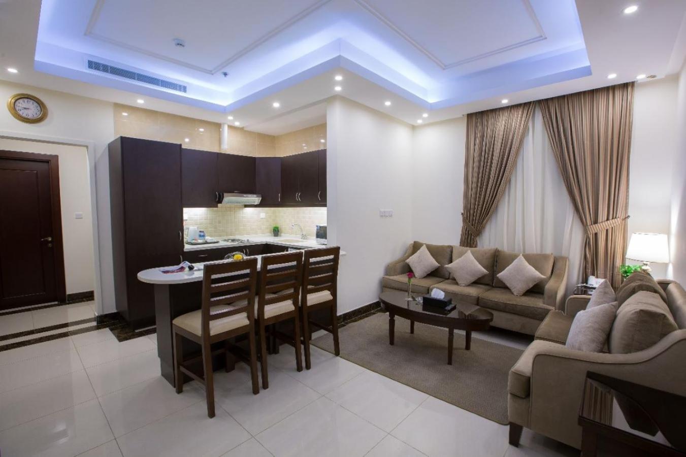 Sun Park Hotel Suites Jeddah Exterior foto